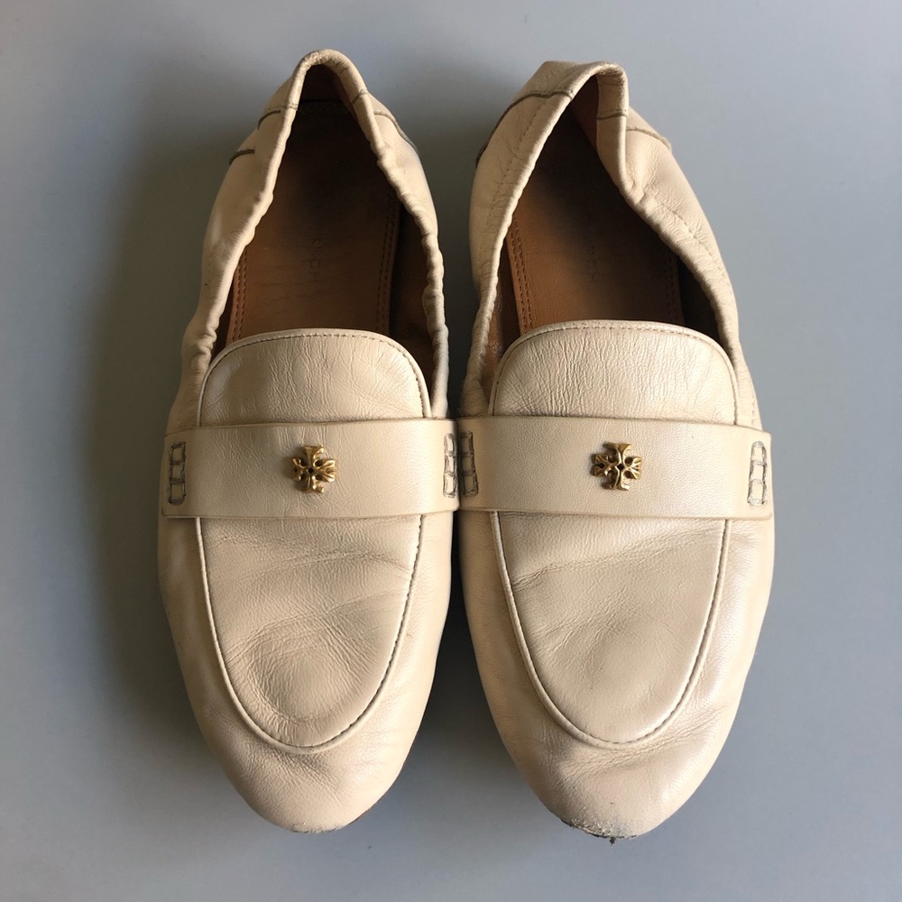 TORY BURCH BALLET LOAFER Size: US 5M